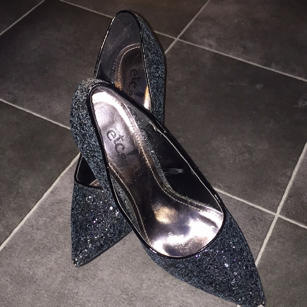Rue 21 Blue glitter heels